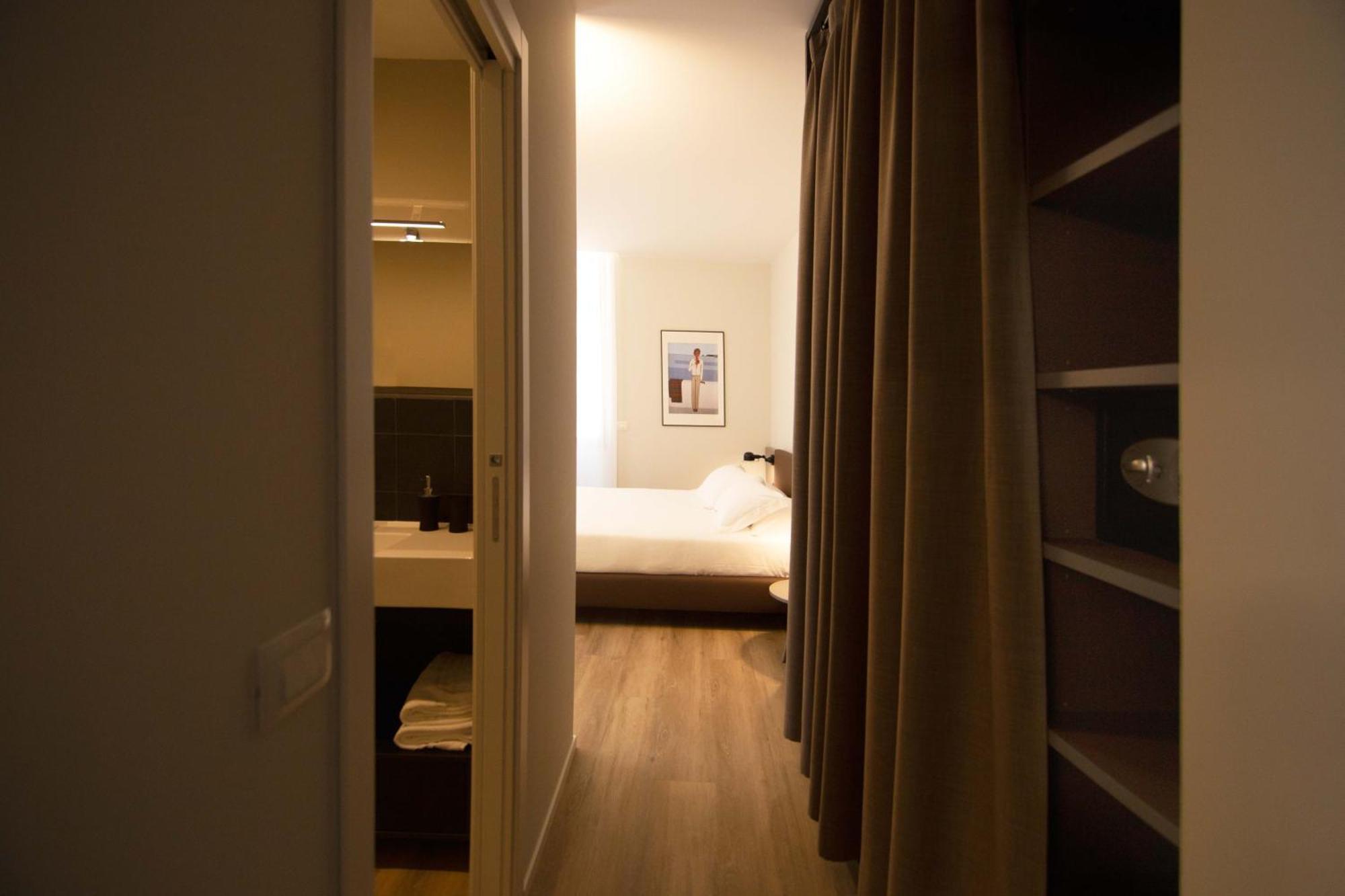 Palazzo Bellocchi - Suites & Apartments Brindisi Szoba fotó